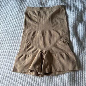 Jockey Beige Apparel Skimmies seamless core support